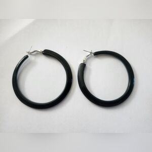 Black Plastic Hoops